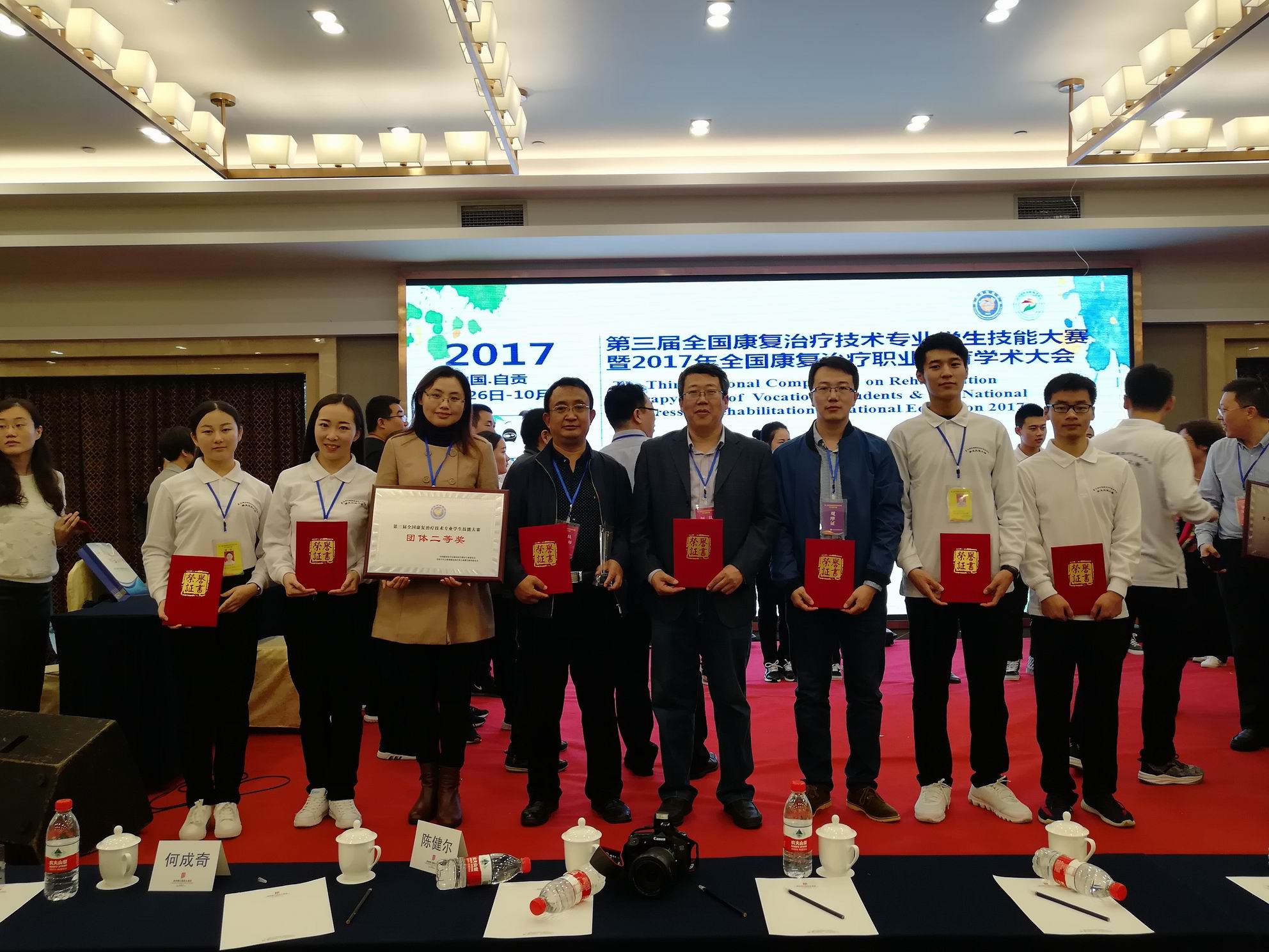 调整大小 image003.jpg